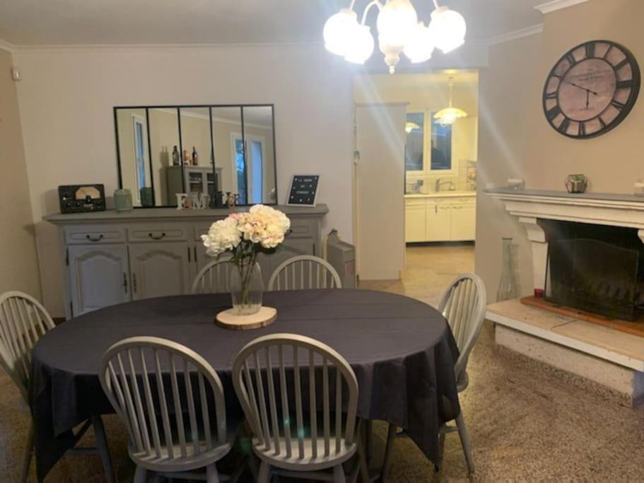 La Maison Des Epinouses Chaucre Zewnętrze zdjęcie